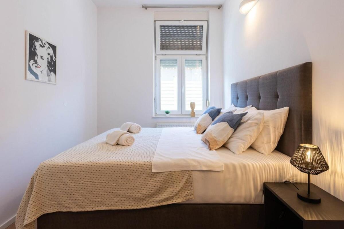 Niko'S Apartment Urban Stay Zagreb Exteriör bild