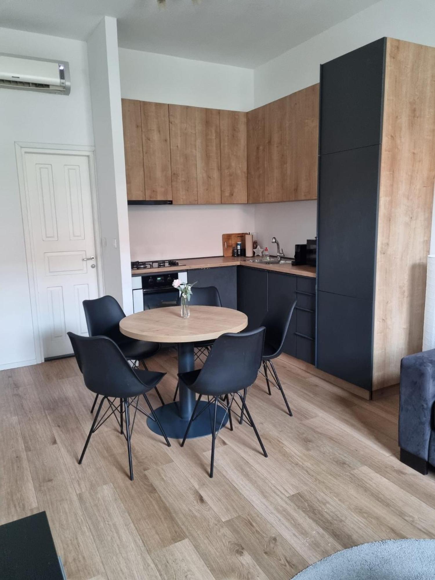 Niko'S Apartment Urban Stay Zagreb Exteriör bild